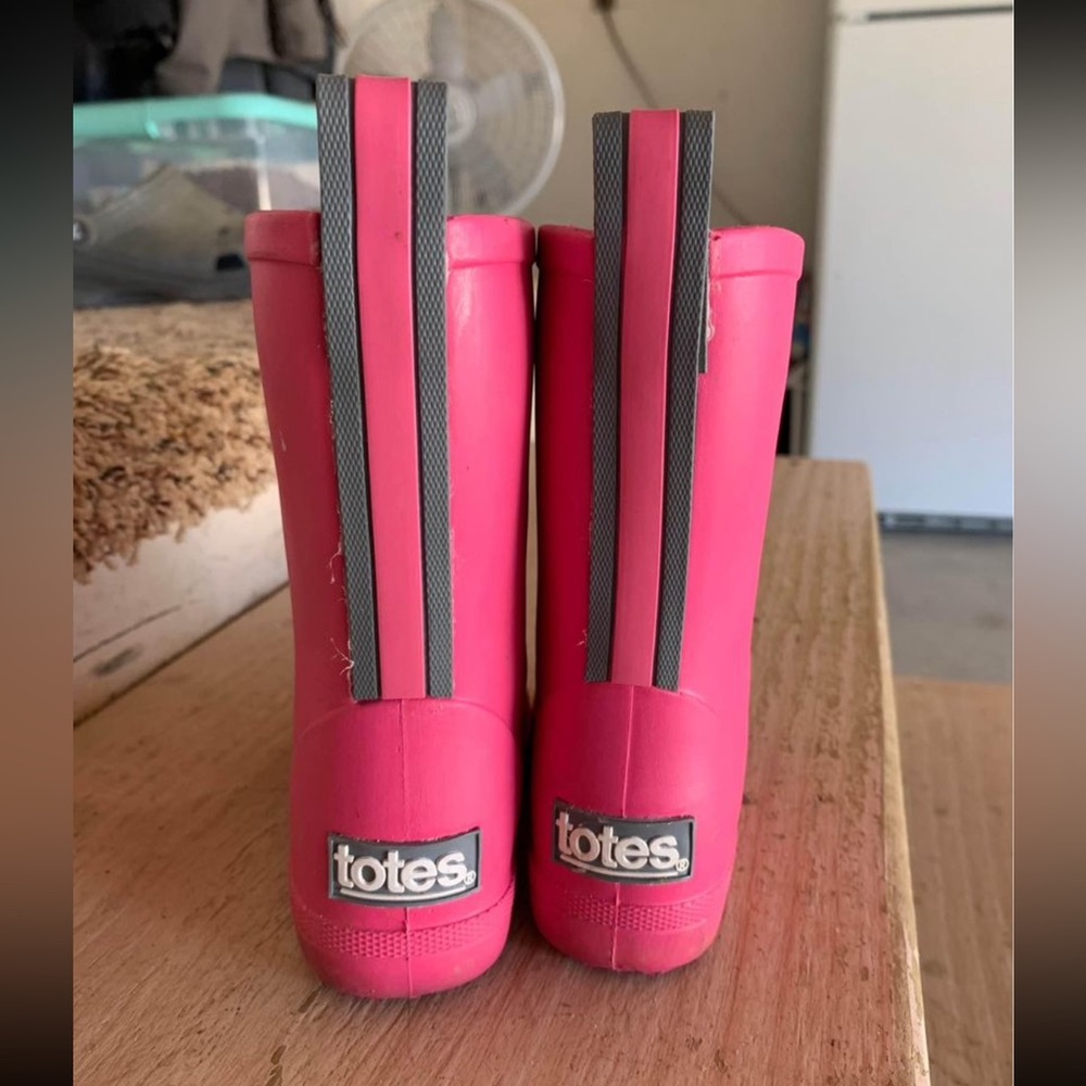 Totes Toddler rain boots 5/6